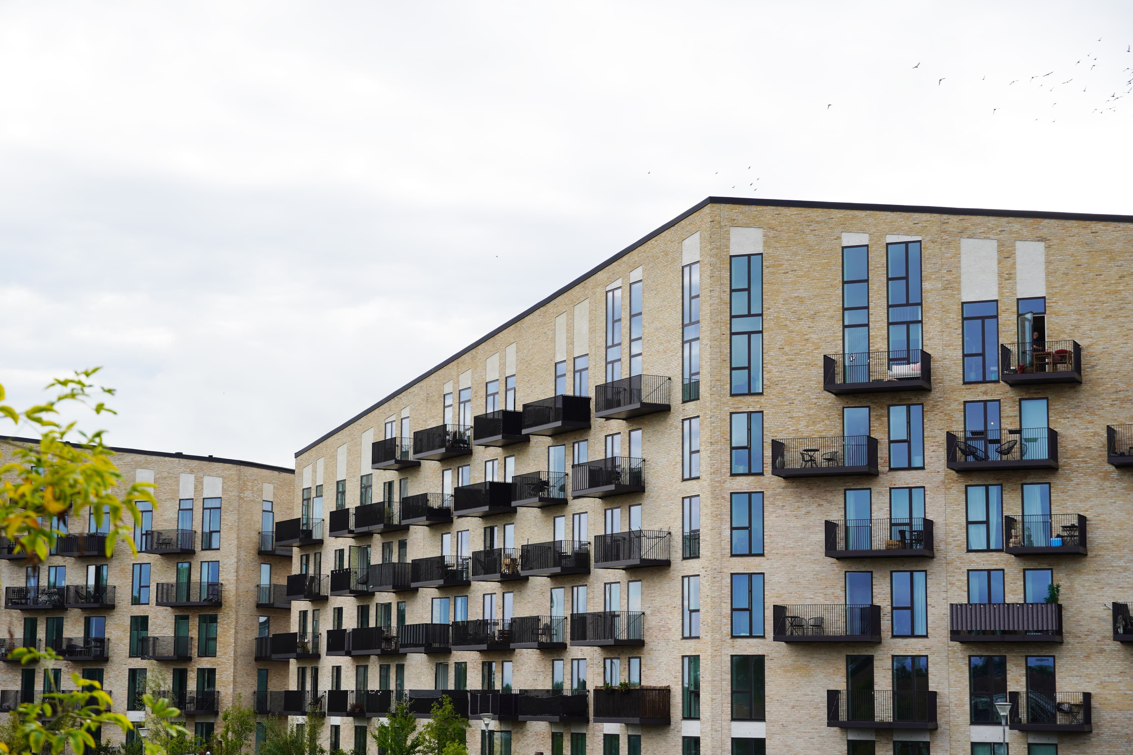 Facade of the Strandby Høje property in Hundige