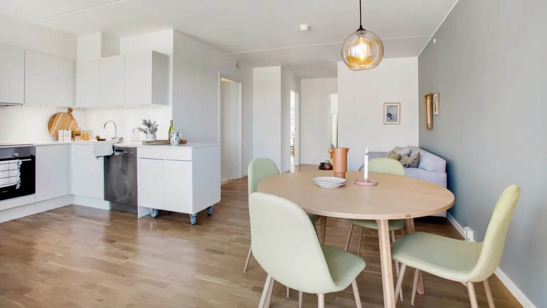 Kitchen and dining area