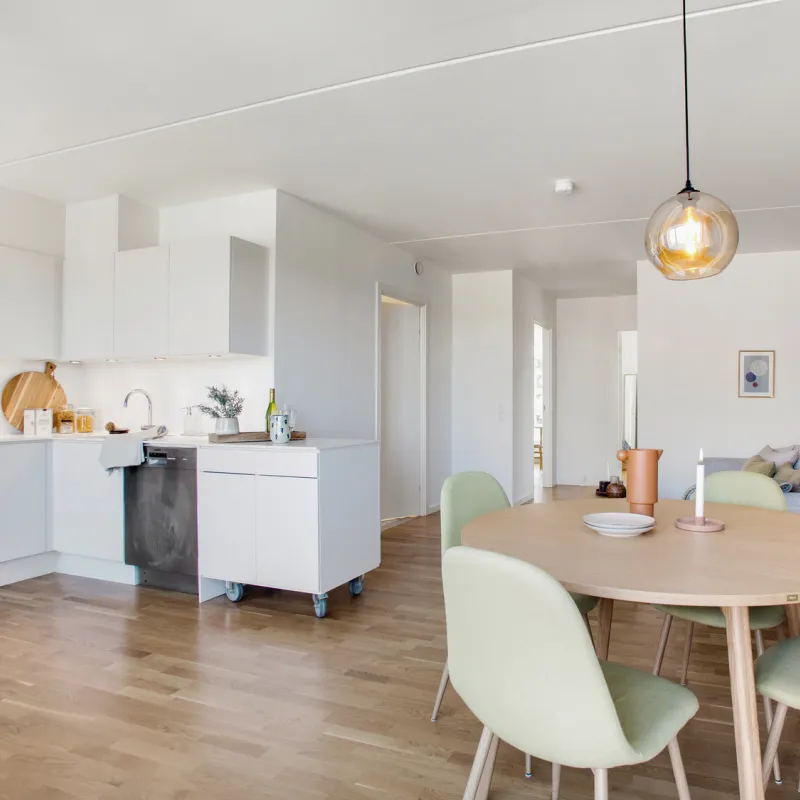 Kitchen and dining area