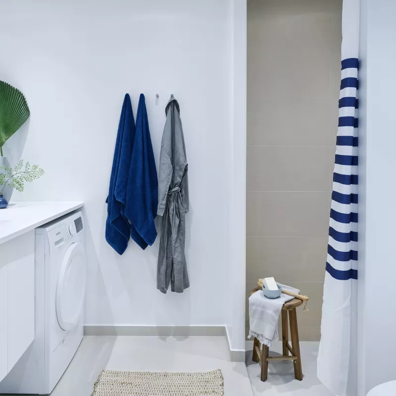 Bathroom with washing machine