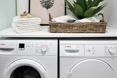 Vaskemaskine og tørretumler i prøvebolig i nybygget agerhusene